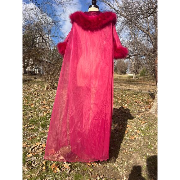 VTG Jenelle of California Merlot Robe Lingerie Marabou Feather 100% Nylon XL? - Picture 6 of 10